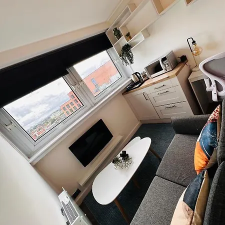 게스트하우스 Private In Modern Shared Apartment, Each With Kitchenette, *